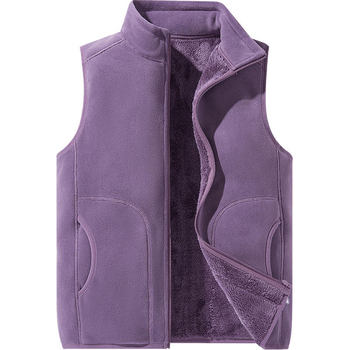 Vilnonė liemenė, pritaikyta darbo drabužiams, grupiniai drabužiai, vienspalvė, prigludusi, vertikali apykaklė, purtymo liemenė su vilnos pamušalu, sustorinta liemenė, apsiūta per visą sieną.