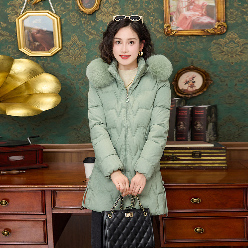 Moodne talvine puuvillase polstriga riided naiste fliisvoodriga polsterdatud puuvillase polstriga jope 2024 uus talvine kitsas karusnahast kraega puuvillase polstriga jope keskmise pikkusega mantel
