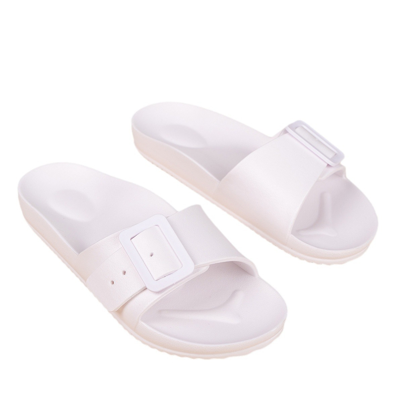 Moteriškos plokščio dugno, reguliuojamo aukščio, minkštos ir patogios, labai elastingos, atsparios dilimui, neslystančios, įgaubtos-išgaubtos apačios šlepetės.