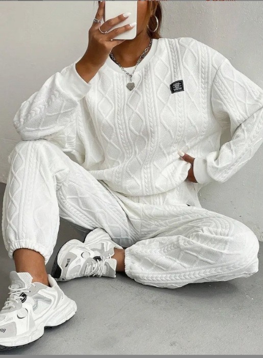 Jesenné a zimné európske a americké oblečenie 2025, cezhraničné nové módne žakárové nohavice so závitom, ležérny dvojdielny oblek pre ženy