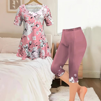 Γυναικείο κοστούμι με φλοράλ σχέδια, δύο τεμάχια, σε διασυνοριακή ευρωπαϊκή και αμερικανική μόδα, για την άνοιξη και το καλοκαίρι, σε νέο, πολύχρωμο και μοντέρνο στυλ, με κοντομάνικο τελείωμα.