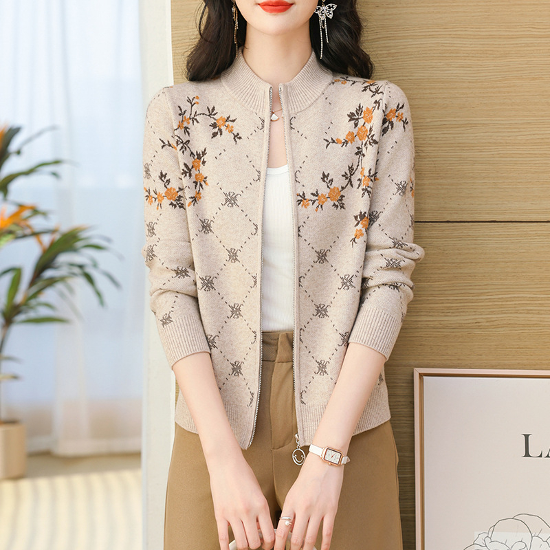 Novi moderni žakard pleteni kardigan s patentnim zatvaračem za žene, proljetni i jesenski kratki kaput za proljeće 2024.