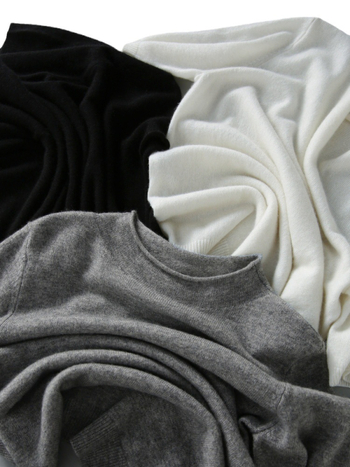 Jesenný nový dámsky sveter s polovičným rolákom v kórejskom štýle, dámsky jesenný a zimný tenký nový sveter s vnútorným spodným dielom a stredným rukávom