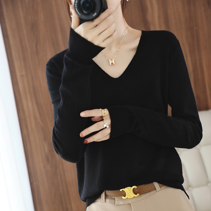 Φθινοπωρινό και Χειμερινό μη μαλλί γυναικείο πουλόβερ με V λαιμόκοψη, κοντό μονόχρωμο, ευέλικτο πουλόβερ γυναικείο λεπτό κάτω μέρος, χονδρική πώληση σε όλη τη χώρα