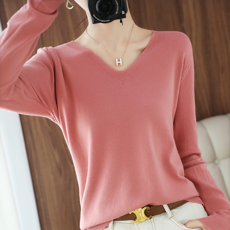 Φθινοπωρινό και Χειμερινό μη μαλλί γυναικείο πουλόβερ με V λαιμόκοψη, κοντό μονόχρωμο, ευέλικτο πουλόβερ γυναικείο λεπτό κάτω μέρος, χονδρική πώληση σε όλη τη χώρα
