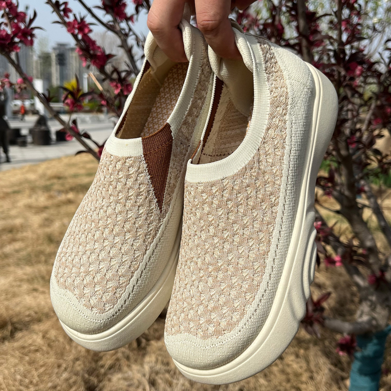 Proljetne i jesenske nove prekogranične platnene cipele iz starog Pekinga, ženske jednoslojne cipele s mekim potplatom, udobne navlake za mame, ženske ležerne cipele