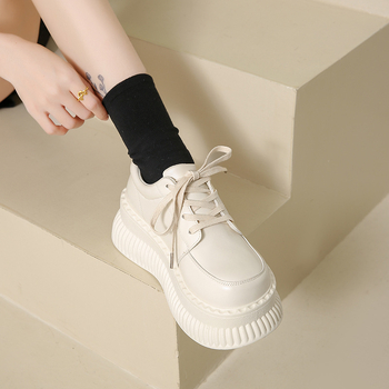 Γυναικεία Παπούτσια Πλατφόρμας Άνοιξη και Καλοκαίρι 2025 Νέα Μικρά Δερμάτινα Παπούτσια Βρετανικού Τύπου με Στρογγυλή Μύτη, Δερμάτινα Παπούτσια, Casual Loafers για Γυναικεία