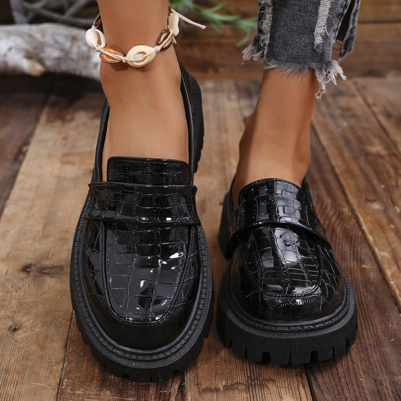 Határokon átnyúló, plus size brit stílusú bőr női cipők, 2024 őszi új japán JK vastag bebújós francia mokaszinok