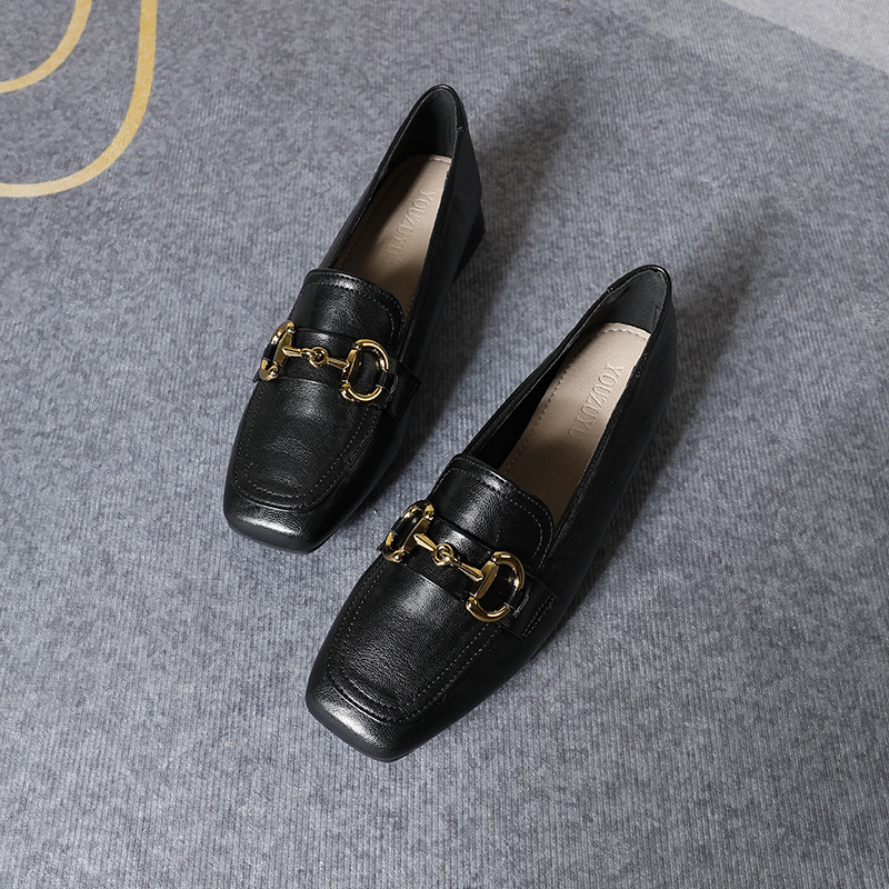 Prekogranična vanjska trgovina 2024 Jesen i zima Retro Horsebit četvrtasti vrh s debelom petom Mekane natikače, moderne i svestrane