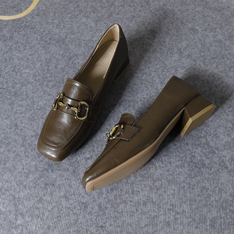 Prekogranična vanjska trgovina 2024 Jesen i zima Retro Horsebit četvrtasti vrh s debelom petom Mekane natikače, moderne i svestrane