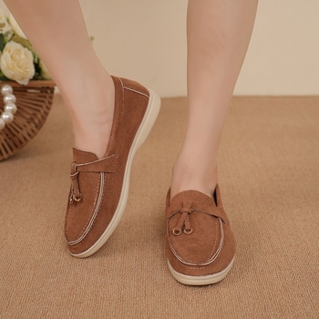 Prekogranične cipele za veće veličine Ženske nove ženske cipele za jesen 2024. Ravne ležerne cipele Ženske natikače u Chanel stilu