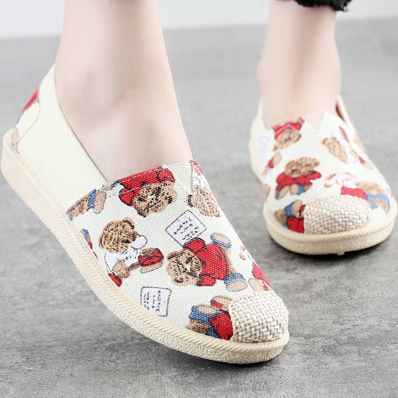 Seni Pekino medžiaginiai moteriški užsegami juodi balti drobiniai darbo bateliai etninio stiliaus laisvalaikio bateliai lengvi pupelių formos bateliai