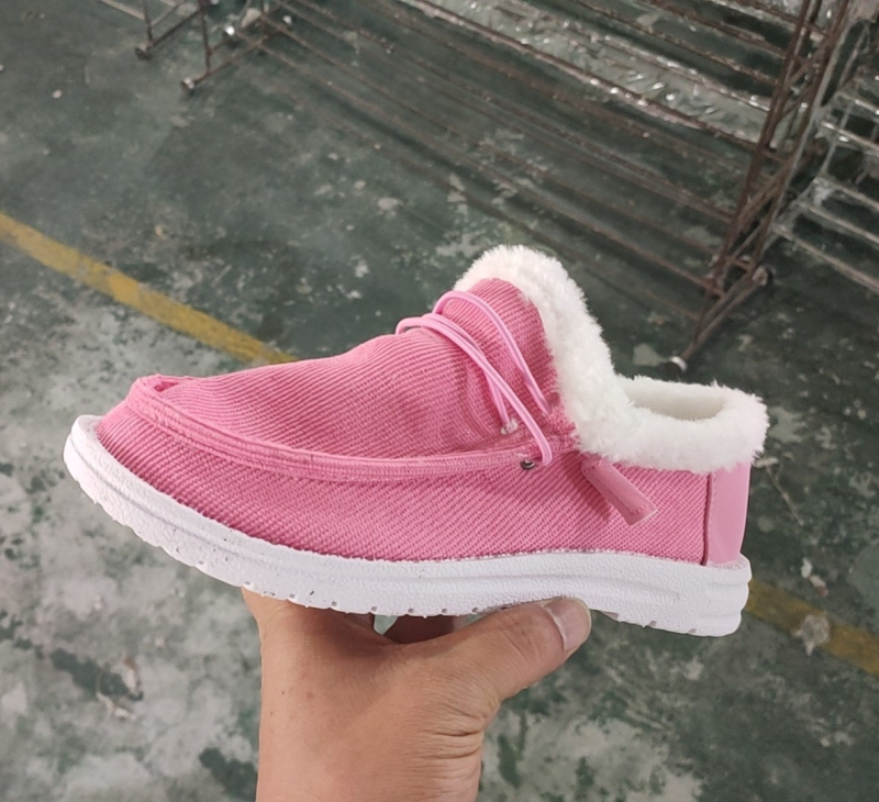 2023 m. žiemos nauji užsienio prekybos plius 11 dydžio spalvoti storo dugno, vilnos pamušalu, storo kailio ir zomšos sniego batai moteriški