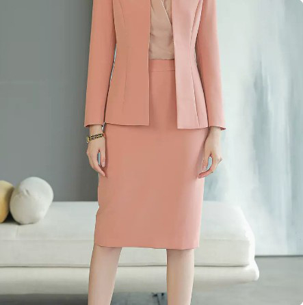 Ringhääling ja õhtujuhtimine: pidulik kostüüm, daam, ärikohtumine, vastuvõtt, pidulik kostüüm, kombinesoon, hotelli vastuvõtu tööriistad, ülikond