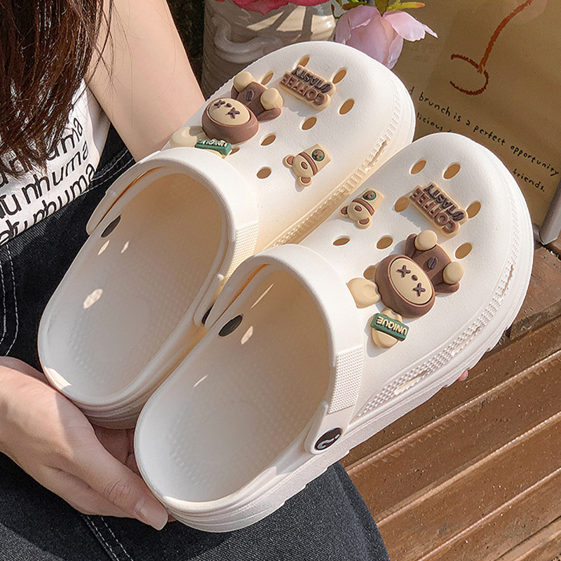 2025 нетни червени експлозии външна търговия EVA градински дамски обувки модни сандали с двойна употреба Baotou дамски чехли производители на едро