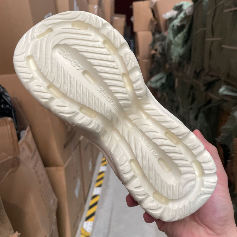 Sieviešu vasaras elpojošas sandales ar biezu zoli, EVA caurumiem, neslīdošas, augstas klases nodilumizturīgas Baotou čības vairumtirdzniecībā