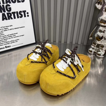 Euroopa moodsad paksu põhjaga Baotou naiste 2025. aasta kevadised uued jäätunud nahast paeltega Bocken kingad, mood vabaaja sussid