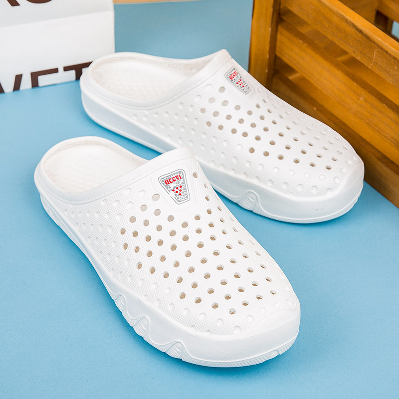 Moteriški namai Mieli kūrybingi tarpvalstybiniai karšti drugeliai, animaciniai filmukai, atsparūs dilimui, neslystantys, greitai džiūstantys, spausdinti paplūdimio batai su skylėmis