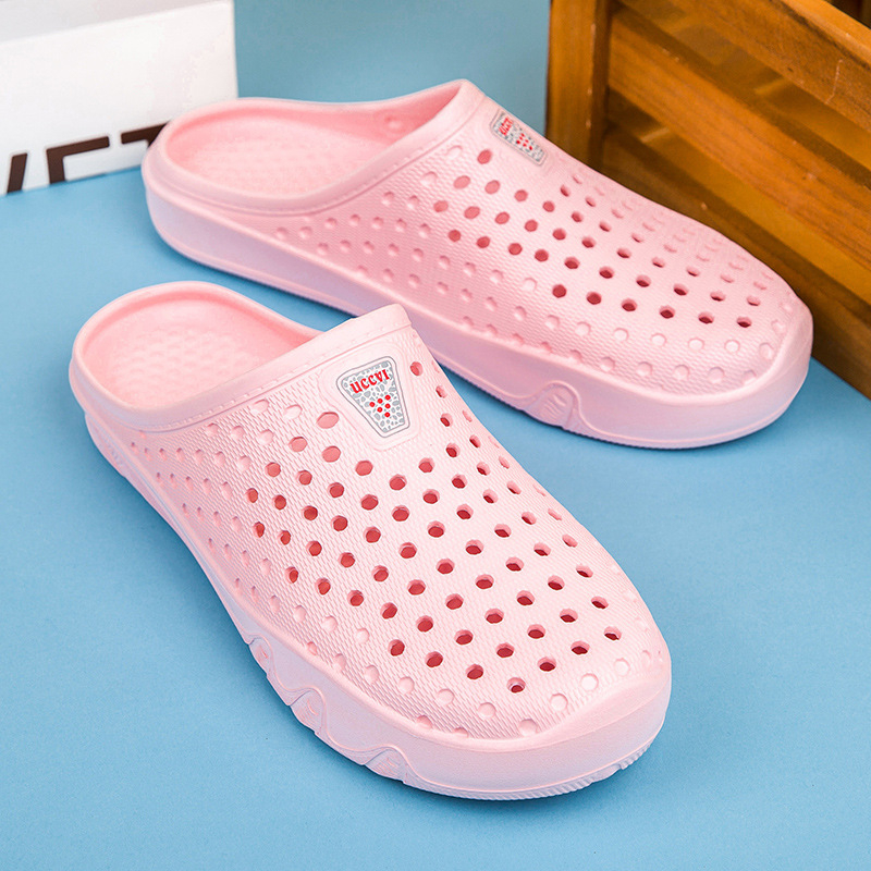 Moteriški namai Mieli kūrybingi tarpvalstybiniai karšti drugeliai, animaciniai filmukai, atsparūs dilimui, neslystantys, greitai džiūstantys, spausdinti paplūdimio batai su skylėmis