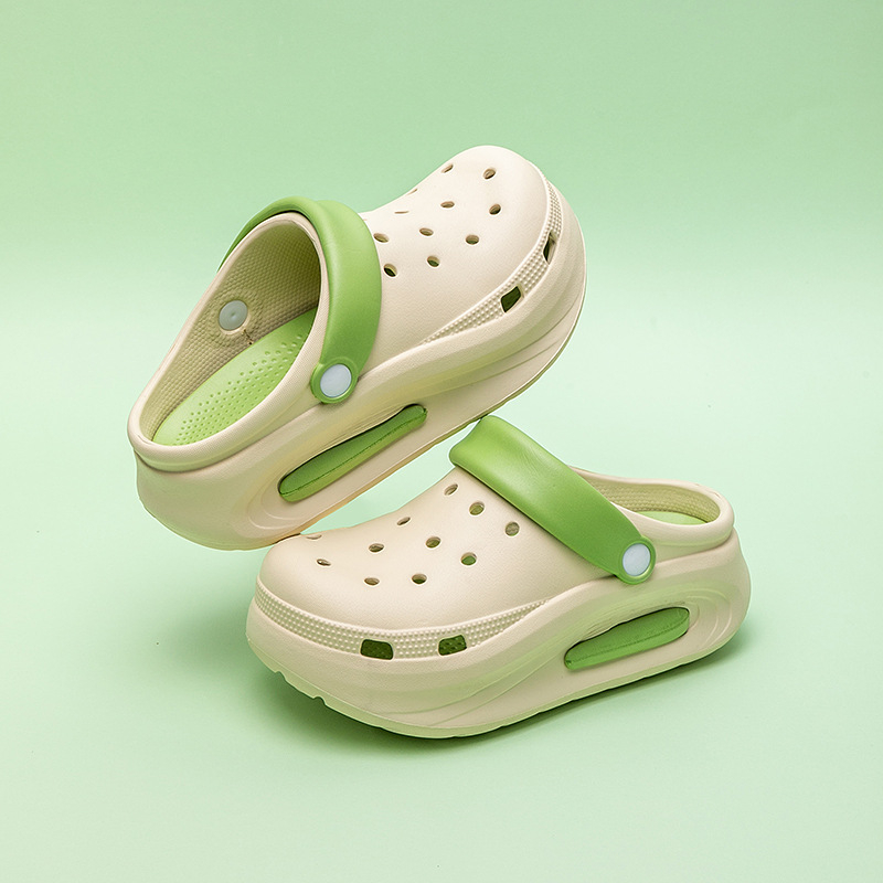 Divkrāsu salīmēti caurumu apavi vasarai EVA sieviešu mīksta zole virsdrēbes bieza zole modernas universālas vienkāršas pāru neslīdošas