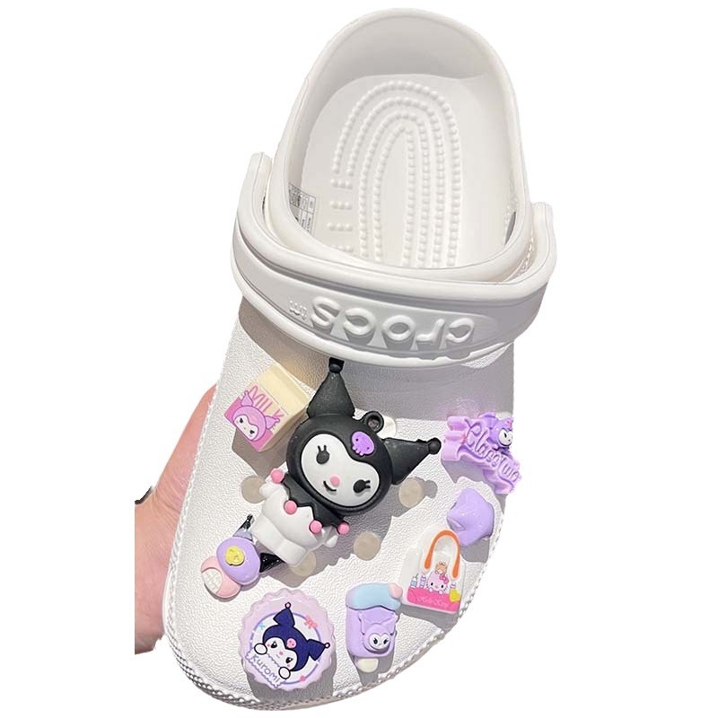 Uued kingapandlaga sobivad auguga kingad isetehtud Sanrio dekoratiivsed LED-välklambiga kingalilled cr Kulomi Melody aksessuaarid