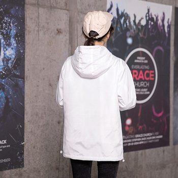 Amazoni kuummüügis LED-kumaga etenduskostüüm Halloweeni riided Ööklubi Interneti kuulsuste kapuutsiga helendav ülerõivas meestele ja naistele