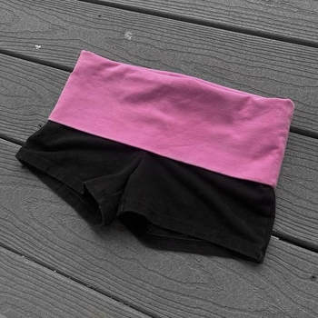 Comerț exterior european 2025 primăvara nouă Spice Girls slim-fit casual pantaloni scurți pentru femei craniu gotic la modă pantaloni scurți casual