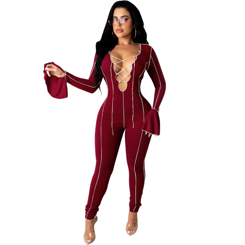 W234 nezávislá stanica cezhraničné dámske oblečenie explózie európska a americká móda sexy popruhový overal s rohovinovými rukávmi nočné oblečenie