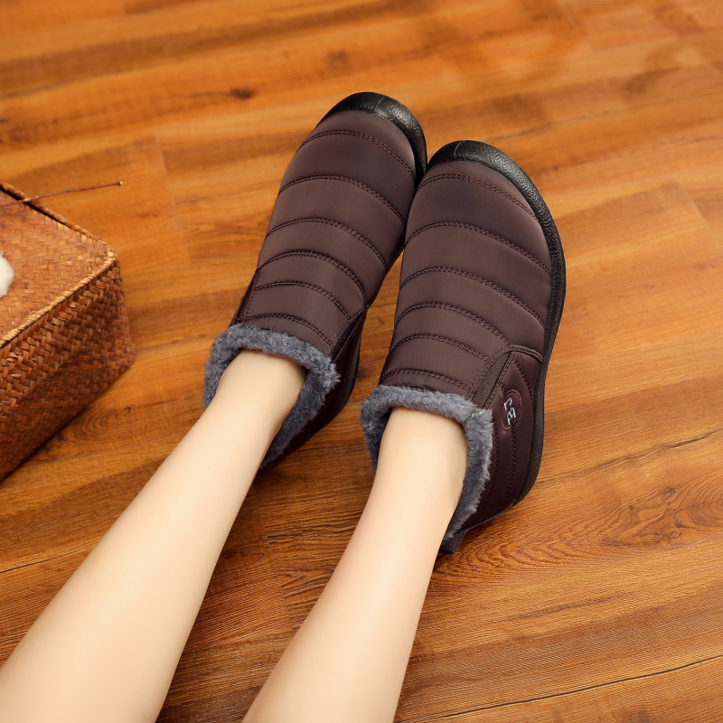 Jesenné a zimné teplé snehové čižmy 2023, nepremokavé vlnené bavlnené topánky Old Beijing, dámske veľké veľkosti 35-47, vysoké podpätky s cezhraničnou výstelkou