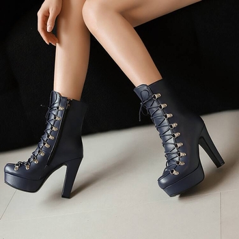 Χειμερινές μπότες μόδας 2024, απλές ευρωπαϊκές και αμερικανικές κοντές μπότες, μεταλλικές, στρογγυλές, αδιάβροχες, πλατφόρμες, με χοντρό τακούνι, γυναικεία παπούτσια για το εξωτερικό εμπόριο