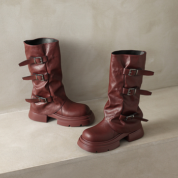 2024 Noutate Sosire Pământ în stilul cataramă plisată pentru curea exterioară Cizme de cowboy occidentale cu talpă groasă Cizme de mijloc vechi cu fermoar lateral pentru femei