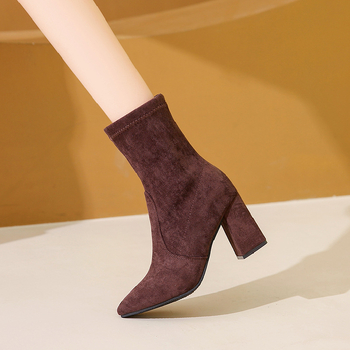 Cizme scurte cu toc înalt în stil coreean pentru femei 2024 toamna și iarna toc gros vârful ascuțit cizme subțiri de mărime mare din piele întoarsă cizme la modă de export transfrontalier