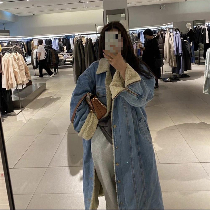 Ilgas medvilninis švarkas moterims virš kelių, korėjietiško stiliaus, laisvas, kasdienis, universalus, tiesaus kirpimo, su fliso pamušalu, pastorintas džinsinis paltas su didelėmis kišenėmis.