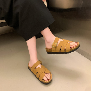 Letné nové dámske sandále a papuče 2025 s flexibilnou prackou, protišmykové, ľahké a pohodlné plážové papuče pre ženy