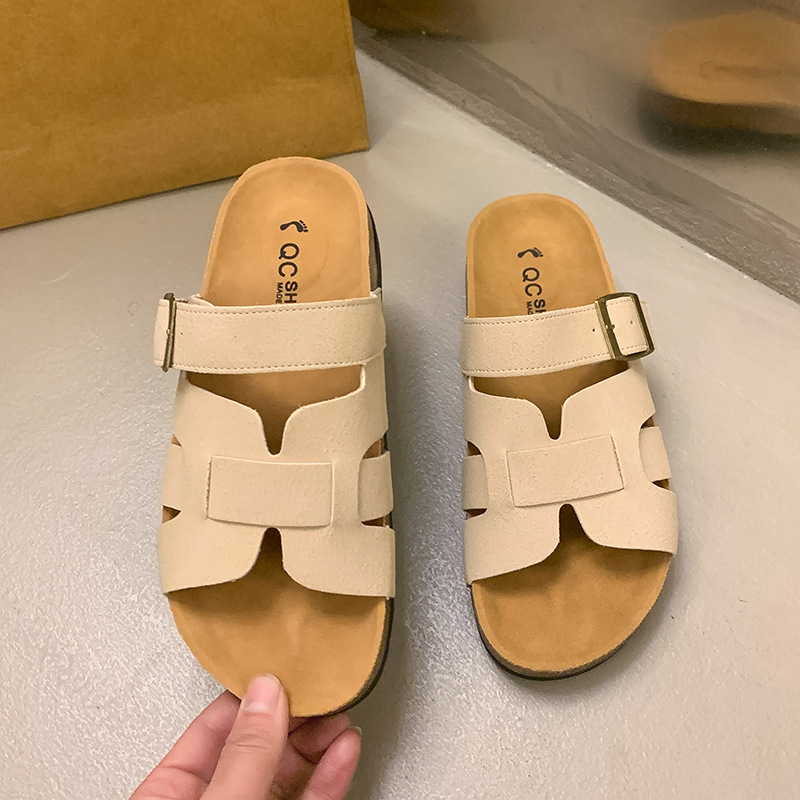 Letné nové dámske sandále a papuče 2025 s flexibilnou prackou, protišmykové, ľahké a pohodlné plážové papuče pre ženy