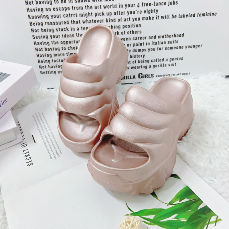 Nové papuče na vysokom podpätku 2024, nová móda, hrubé dno, internetové slávne papuče, 10 cm, dámske papuče, vrchné oblečenie