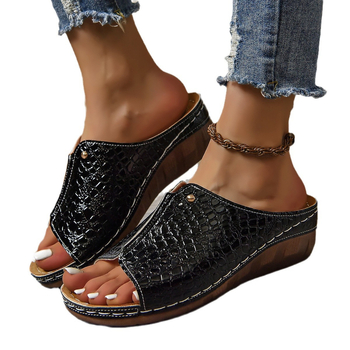 Prekogranične nove papuče velikih dimenzija s debelim potplatom, europske i američke izvozne ženske papuče s uzorkom krokodila od pu ženskih papuča