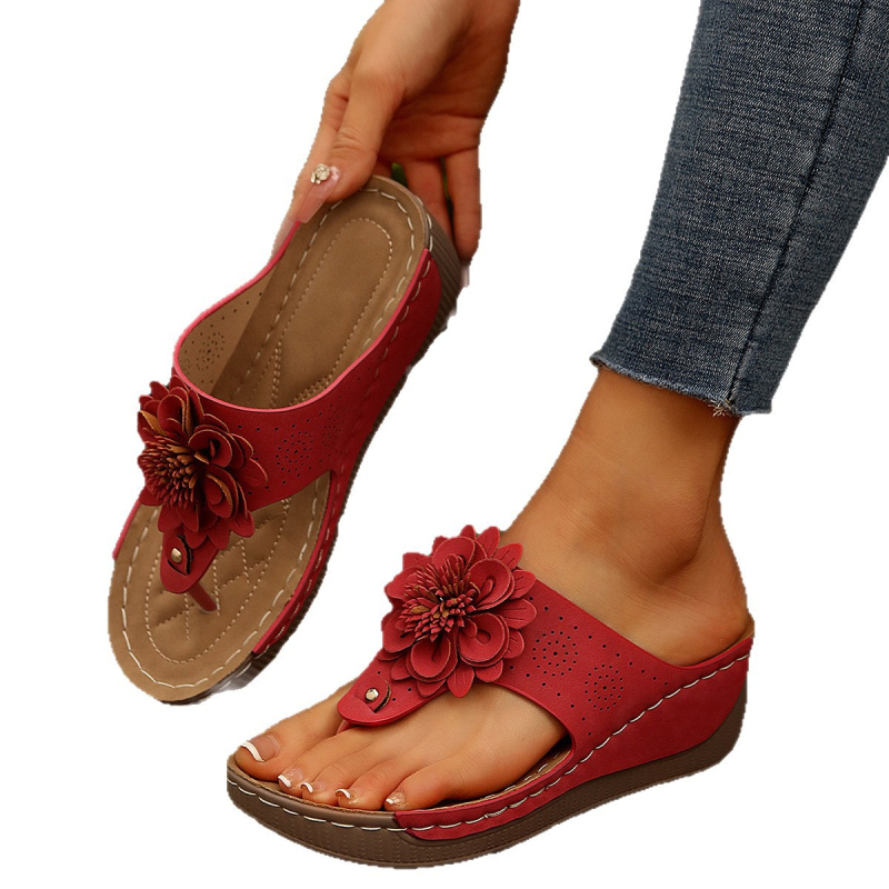 Väliskaubanduse pluss-suuruses paksud sussid Naiste 2024. aasta uued lillelised moe lamedad pealisrõivad Plätud ja sandaalid pluss-suuruses