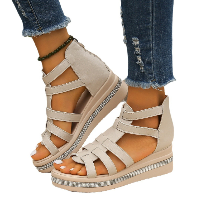 Nove europske ljetne sandale za žene, mekane kožne sandale s klinovima i debelim potplatom, elegantne šuplje modne ženske cipele