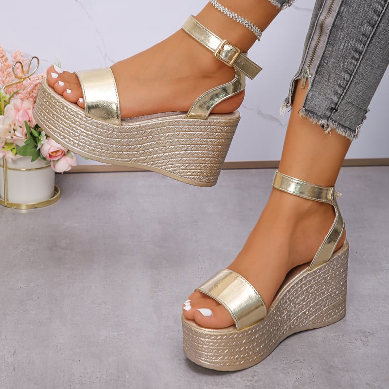 Cezhraničný zahraničný obchod, plus size sandále pre ženy 2024, nové európske a americké sandále s rybím ústím, sklonený podpätok s dámskou obuvou, 43 yardov, nezávislá stanica