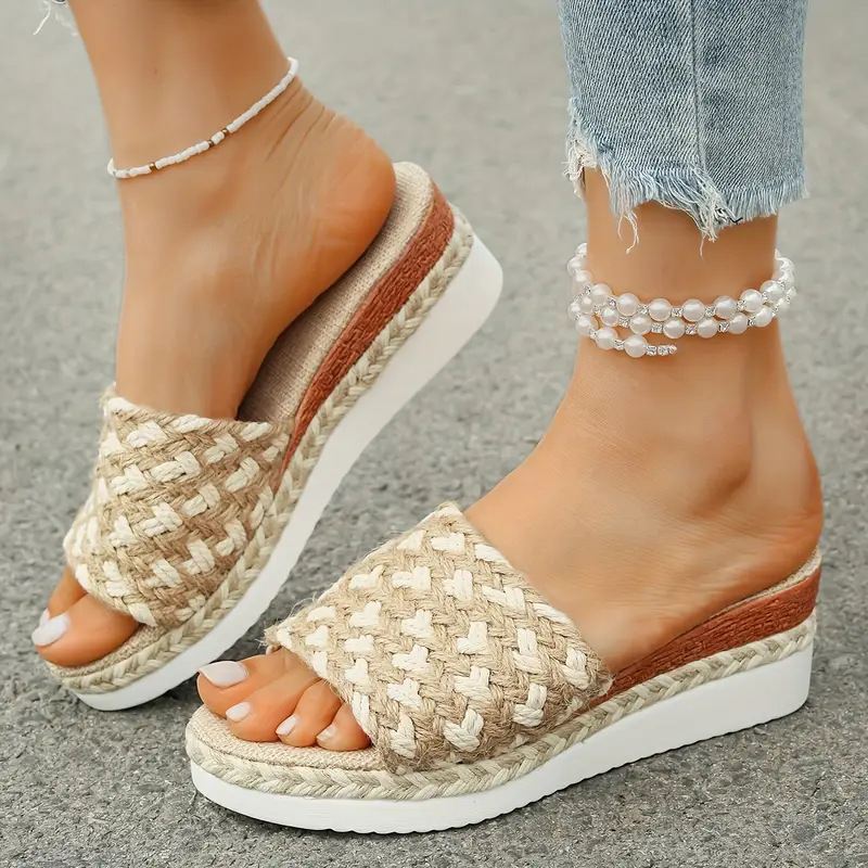 2024 nový národný štýl zahraničného obchodu plus size dámy hrubé dno rybie ústa s konopným lanom farebné papuče výrobcovia veľkoobchod