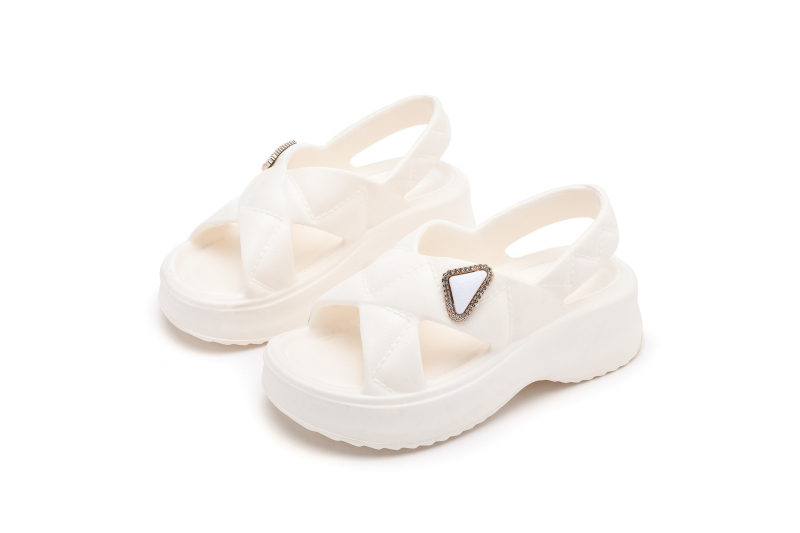 Naistele mõeldud mereäärsed sussid, vihmaseks ilmaks mõeldud sussid, märjaks veeks sobivad sussid