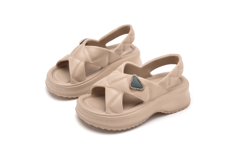 Naistele mõeldud mereäärsed sussid, vihmaseks ilmaks mõeldud sussid, märjaks veeks sobivad sussid