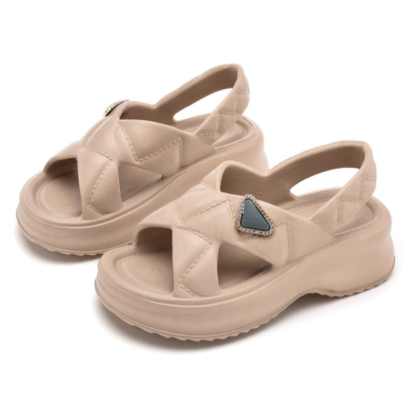 Naistele mõeldud mereäärsed sussid, vihmaseks ilmaks mõeldud sussid, märjaks veeks sobivad sussid