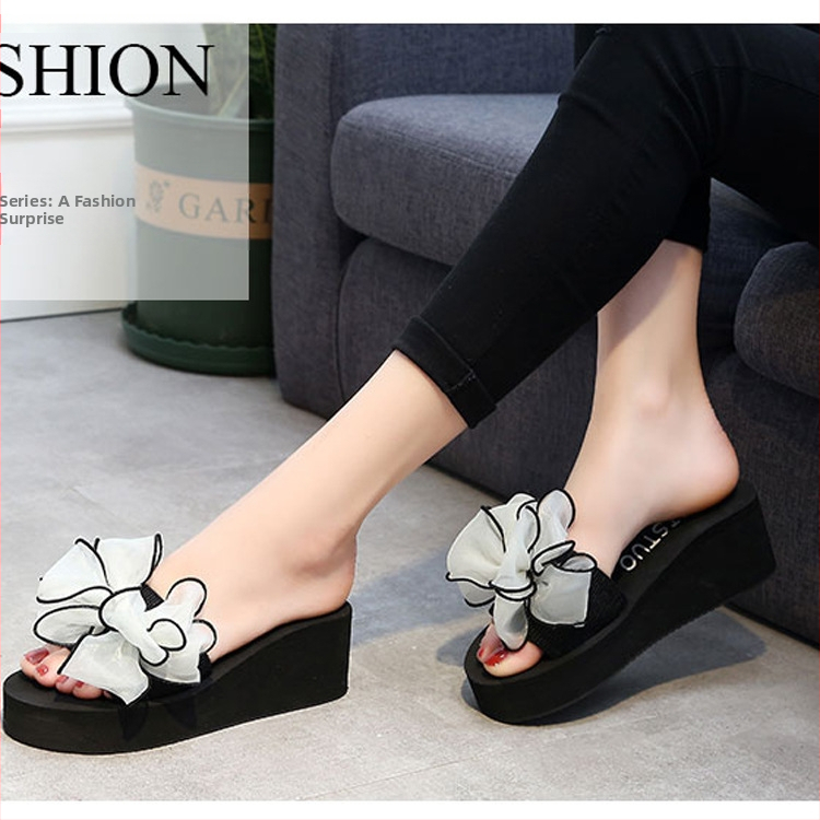 Блестящи джапанки на висок ток с панделка, с дебела подметка, неплъзгащи се, устойчиви на износване дамски плажни летни джапанки на танкетка от велур