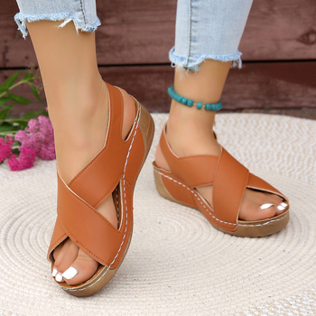 Dámske sandále v zahraničnom obchode, plus size, dámske topánky 2025, letné a jesenné nové európske a americké plážové topánky pre ženy