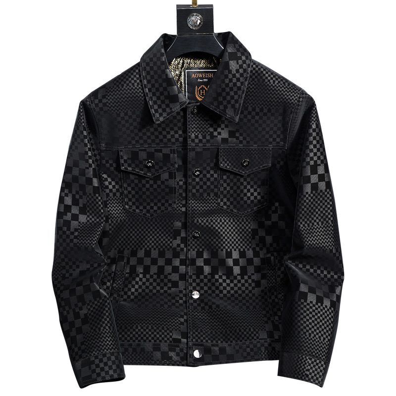 Naujas vyriškas odinis švarkelis su languotu raštu ir atlapu. Pavasarinis, rudens ir žiemos vyriškas švarkelis, išskirtinis visoje šalyje. Sandėlyje.