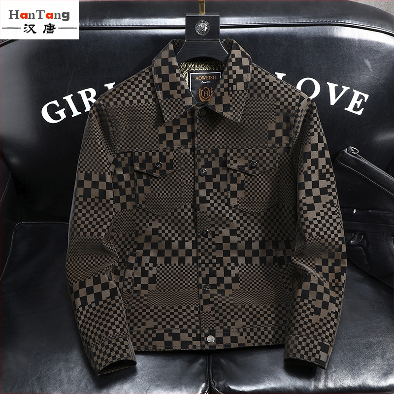 Naujas vyriškas odinis švarkelis su languotu raštu ir atlapu. Pavasarinis, rudens ir žiemos vyriškas švarkelis, išskirtinis visoje šalyje. Sandėlyje.