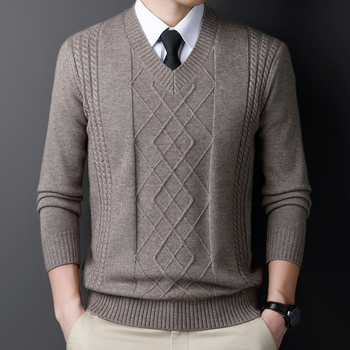 Iarnă nouă pentru bărbați, pulover cu guler inimă de pui, guler înalt, tricotaje casual jacquard retro cald cu guler în V, cămașă de bază pentru bărbați