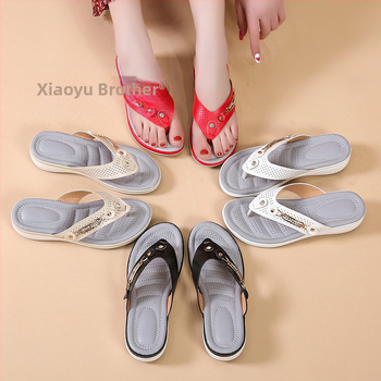 2022 Nové zahraničné obchodné veľké žabky s hrubým podpätkom, dámske letné sandále na kline, papuče